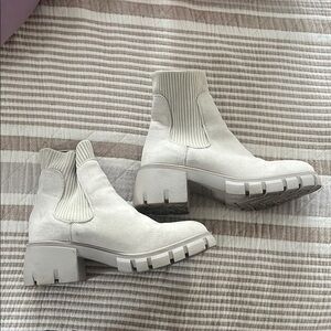 White Chelsea Lug Boot